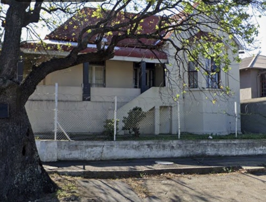 3 Bedroom Property for Sale in Uitenhage Central Eastern Cape